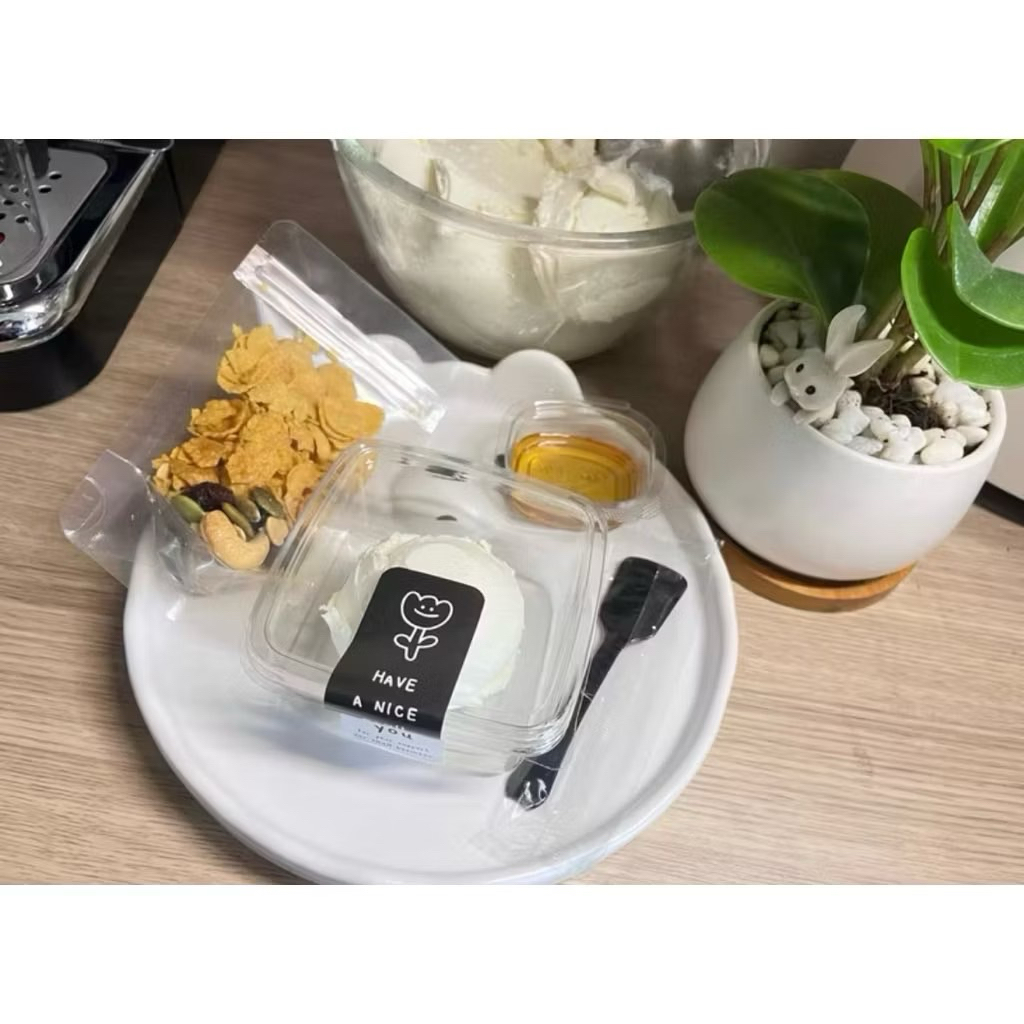 (ส่งไวมาก)กล่องใส FF-106 ฝาล็อคแน่น บรรจุ 50 ชุด