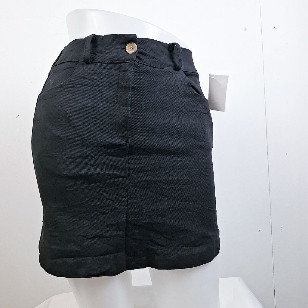 1N695 กระโปรงยีนส์ กระโปรงแฟชั่น กระโปรงสั้น [มือสอง]รายละเอียดตามรูปนะคะ