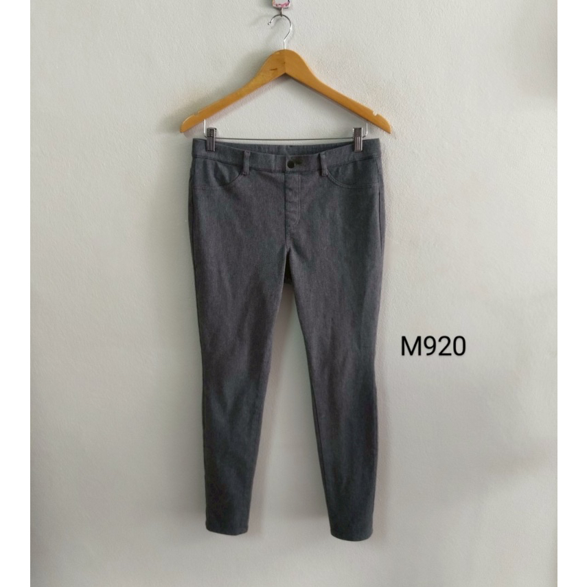 XL(ญ)Heattech (M920) กางเกงยีนส์ แบรนด์ uniqlo ยูนิโคล่ ผ้ายีนส์ยืด