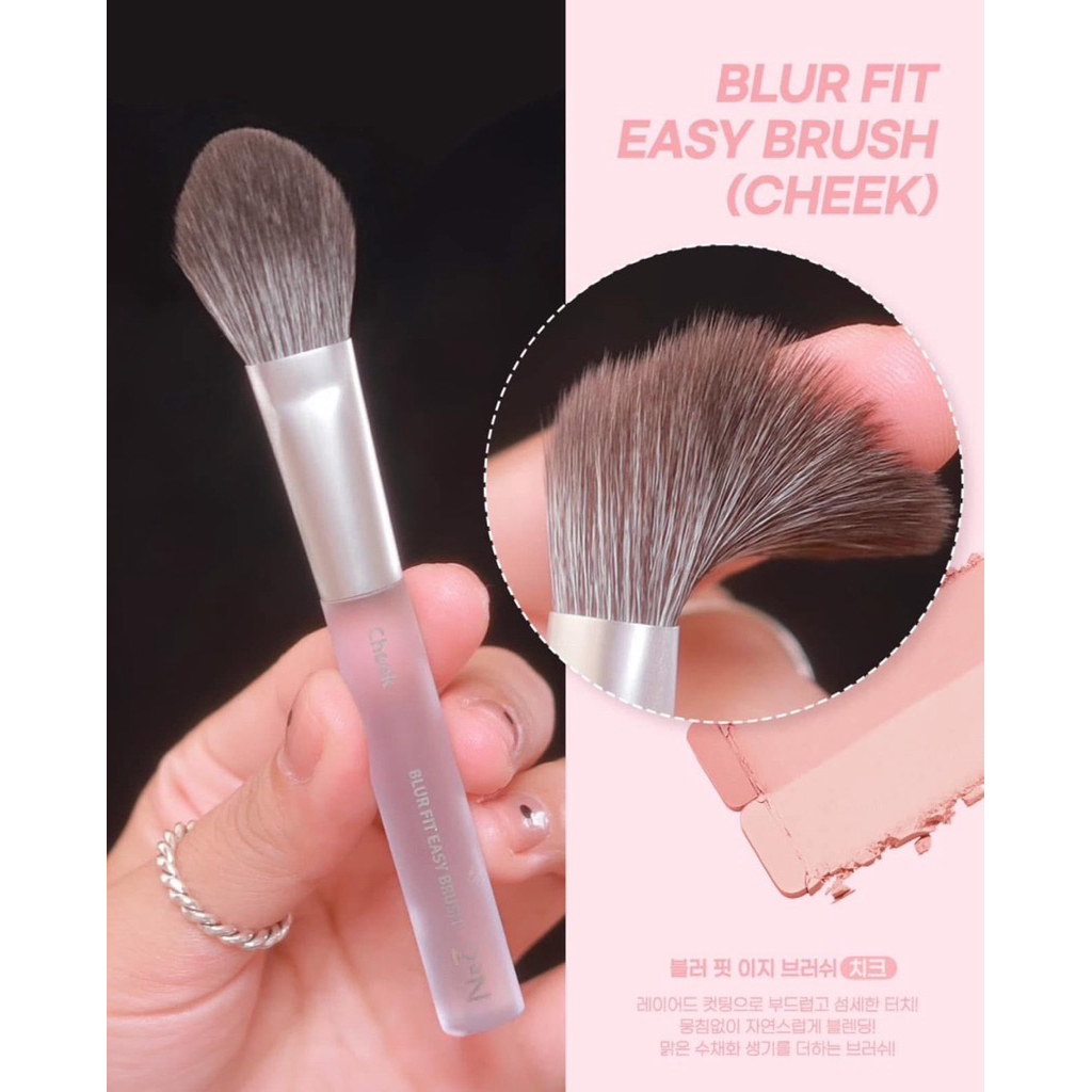 2aN MAKE UP BRUSH : BLUR FIT EASY BRUSH CHEEK แปรงปัดแก้ม แปรงบลัชออน