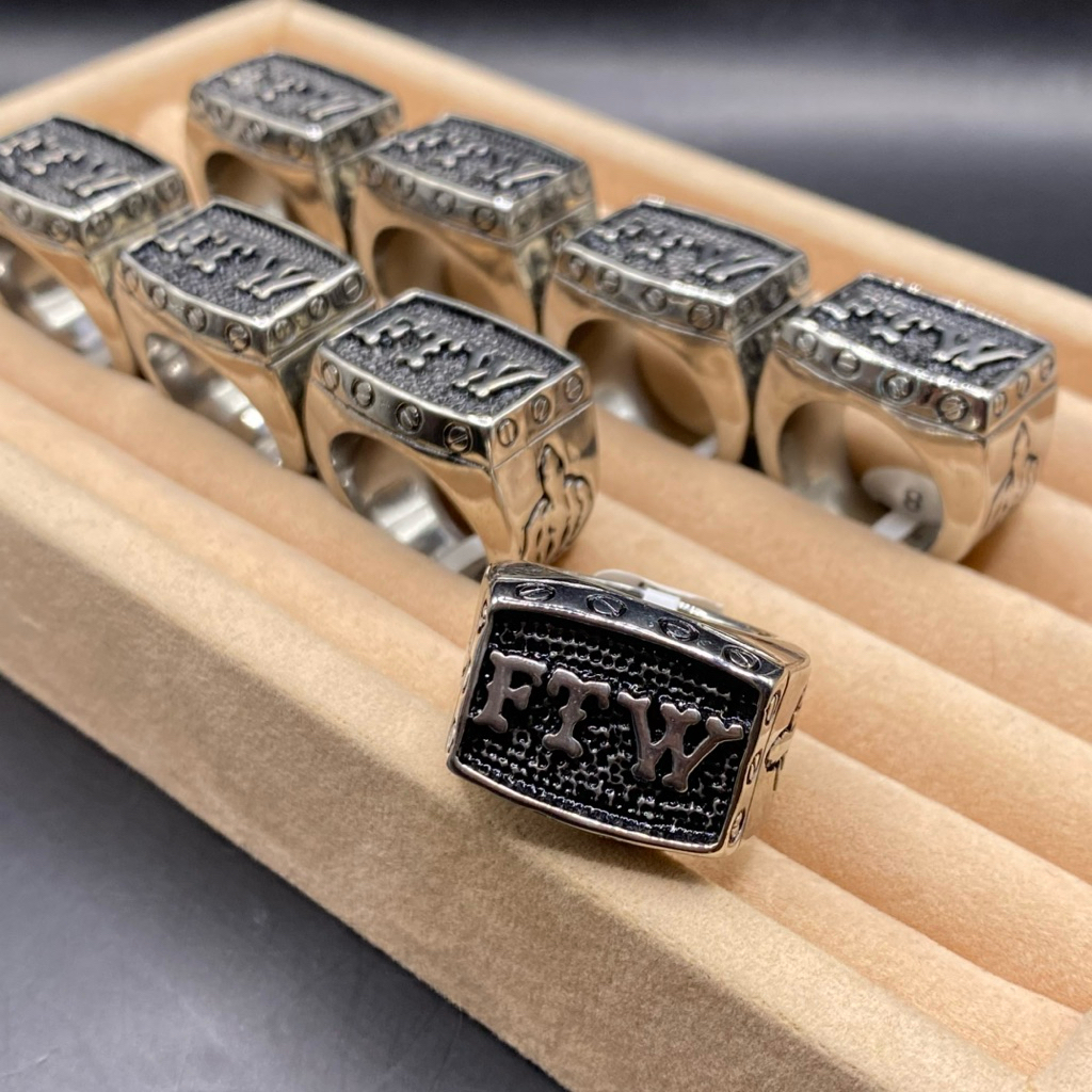 แหวนสแตนเลสสไตล์วินเทจ งาน18k ไม่ลอก ไม่ดำ