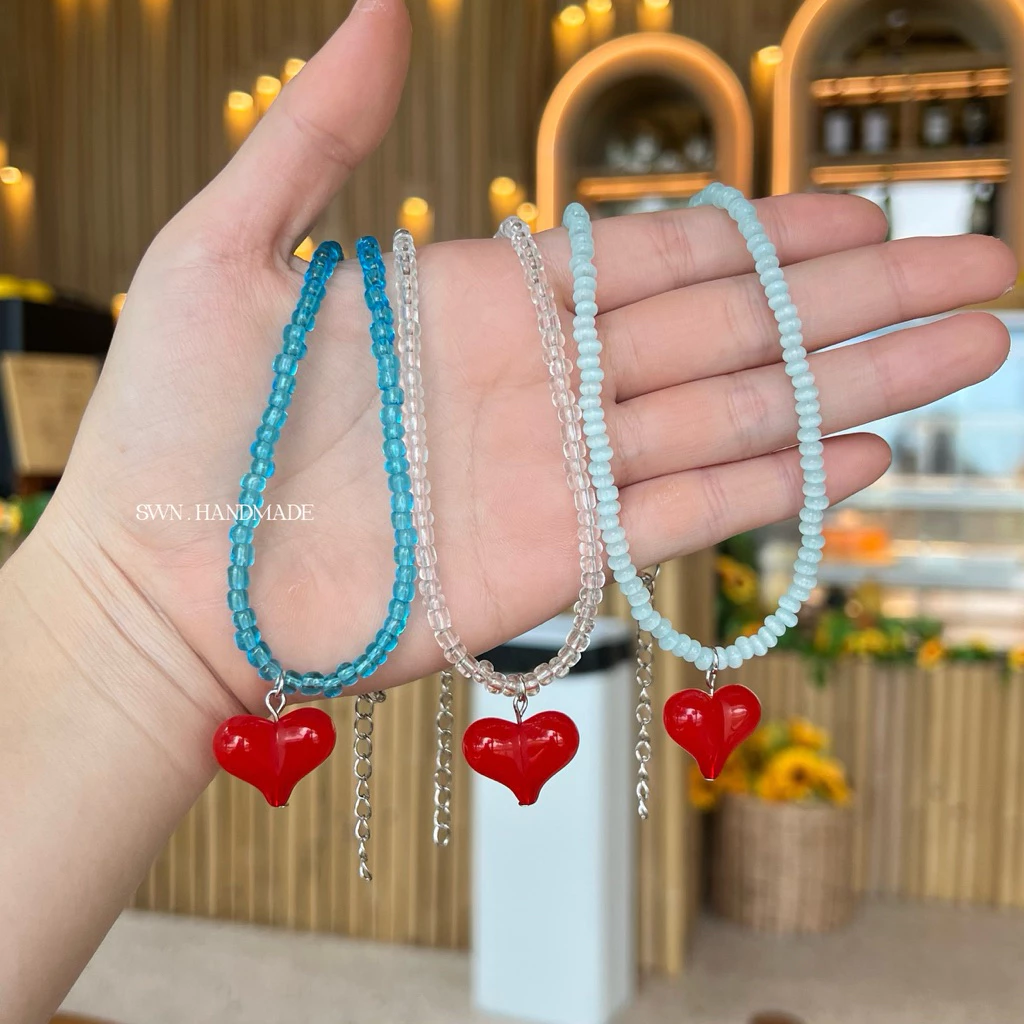 สร้อยคอลูกปัด จี้หัวใจ ❤️🩵🤍 (แฮนด์เมด100%)