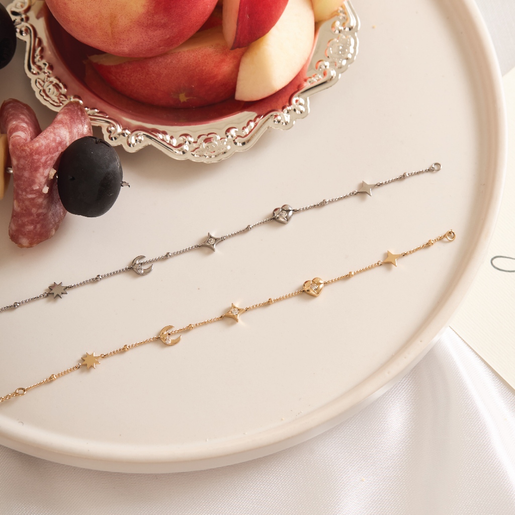 earika.earrings - skyveil bracelet สร้อยข้อมือพระอาทิตย์พระจันทร์ วัสดุสแตนเลส (stainless steel) เหมาะสำหรับคนแพ้ง่าย