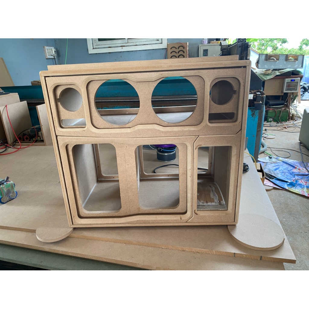 กระแทกข้าง 10“ กลาง6.5 แหลม4