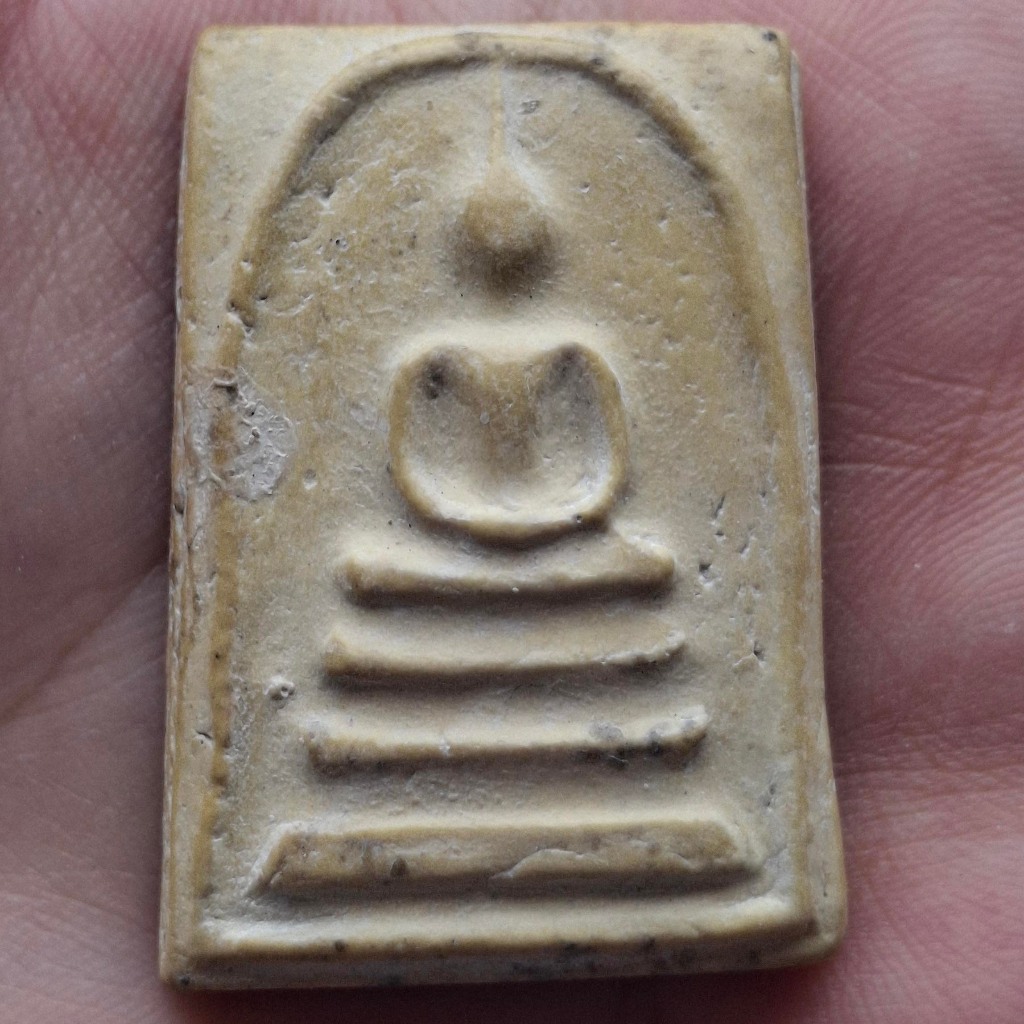 พระสมเด็จ100ปีวัดระฆังฯพิมพ์ไข่ปลาใหญ่