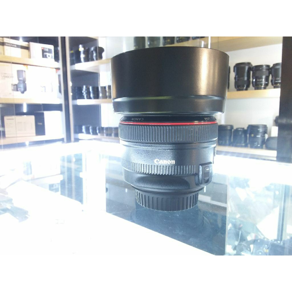 สาขา ม.ข.  : Canon EF 50mm  F1.2L  USM   ระหัสUZ  สภาพดี    ราคา 37323บาท