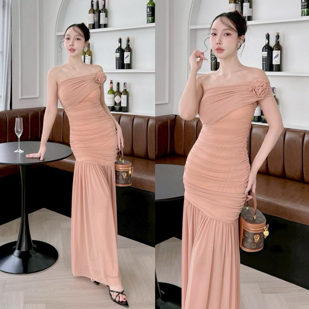 Pimma dress เดรสปาดไหล่แต่งเข็มกลัดดอกไม้ อกมีเสริมฟองน้ำและใส่ซับในให้ทั้งตัวงานผ้า2ชั้น ดีเทลจับจี