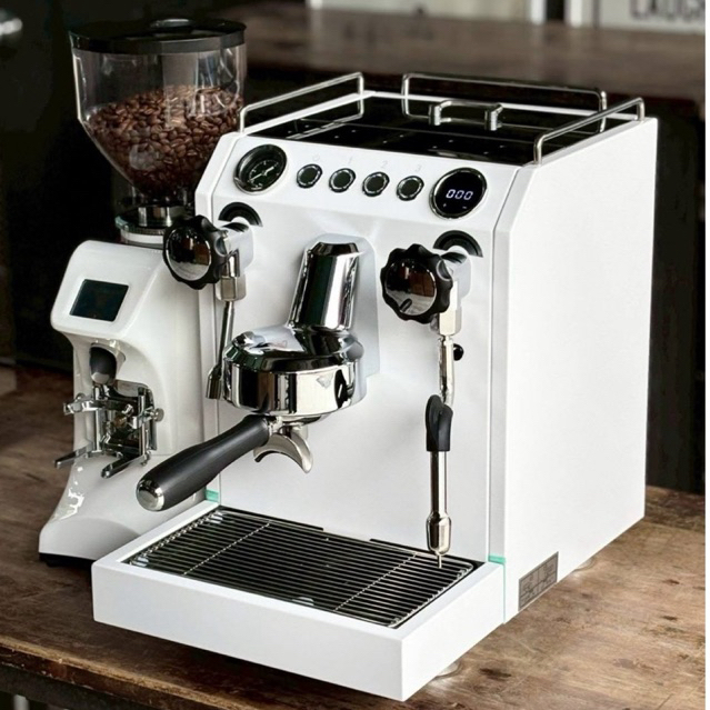 (พร้อมส่ง) เครื่องชงกาแฟ+สตีมนมอัตโนมัติ ZENTIS MATTINA SWITCH / ROTARY
