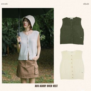 avo ashby over vest เสื้อกั๊กไหมพรมแขนกุด รุ่นนี้เป็นกั๊กคอก…