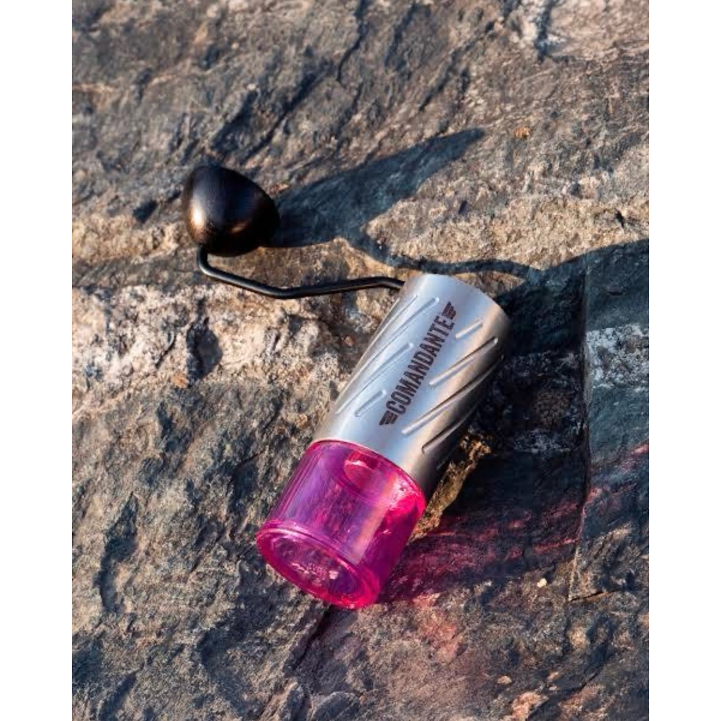 Comandante C60 ใหม่ ซีล