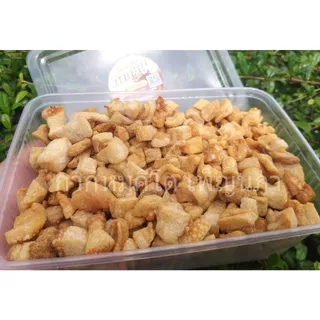 KETO กากหมูทอดเกลือ สูตรโบราณ ไม่ใส่ผงชูรส ไม่ผสมแป้ง กรอบหอมอร่อย 50 กรัม
