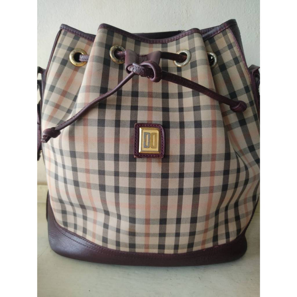 Daks LONDON กระเป๋าแบรนด์แดคส์ ลอนดอน_กระเป๋าสตรีทแบรนด์ลายสก๊อตน่ารัก กระเป๋าทรงถังขนมจีบ จุของได้เ