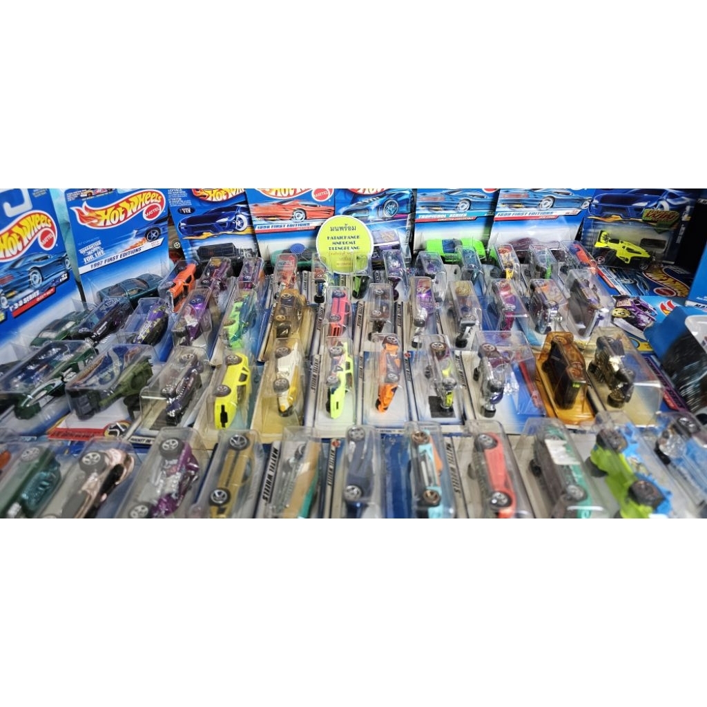 **แพคเก่าไม่สวย บางแพคพลาสติกเหลืองนะคะ** Hot Wheels USA งานปีเก่า แพคไม่สวย