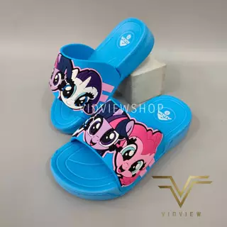 VIDVIEW มีส่งด่วน รองเท้าแตะเด็กหญิง Adda 35D01 แบบสวม ลายม้าโพนี่ ลิขสิทธิ์แท้ ไซส์ 25-35