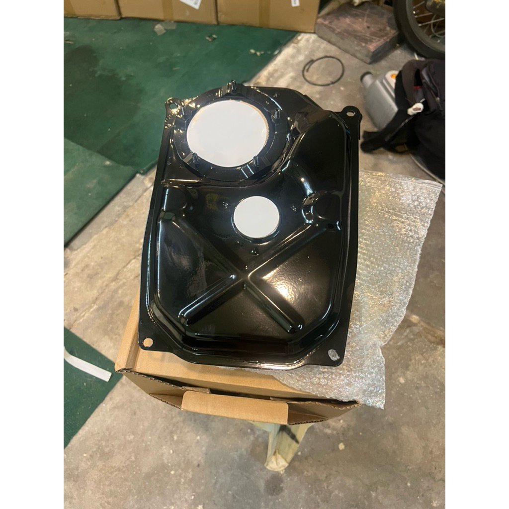 ถังน้ำมันเวฟ125i ไฟเลี้ยวบังลม เวฟ125 แปลงคาร์บูรเป็นหัวฉีด  หนาของกว่า แข็งแรง ทนสนิม  รับประกัน 10 ปี พร้อมส่ง