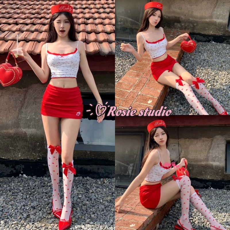 ROSIE🍒พร้อมส่ง🍒ชุดเซ็ทสไตล์สาวเกาหลี ชุดเซท2ชิ้น เสื้อสายเดียวลูกไม้+กระโปรงสั้นสีแดงชุดคุณหนูดูแพงชุดไปทะเลชุดไปเที่ย