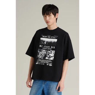 Mc JEANS (แม็คยีนส์) Online Exclusive เสื้อยืดผู้ชาย เสื้อยืดแขนสั้น ทรงโอเวอร์ไซส์ มีให้เลือก 2 สี MTTZA34