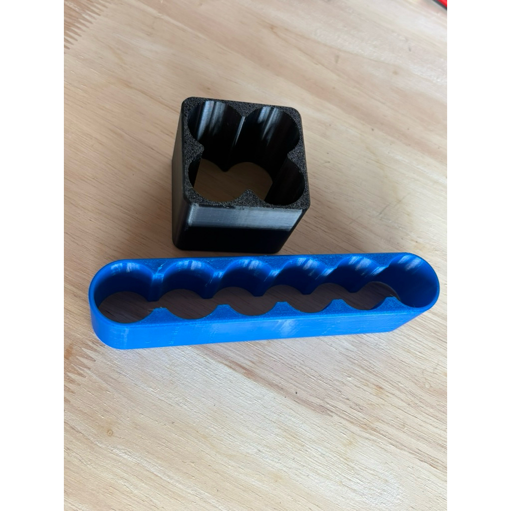 รางแบตเตอรี่ รางถ่าน21700 4ช่องและ6ช่อง (รวม2ชิ้นคละสี)รอของ2-3วัน