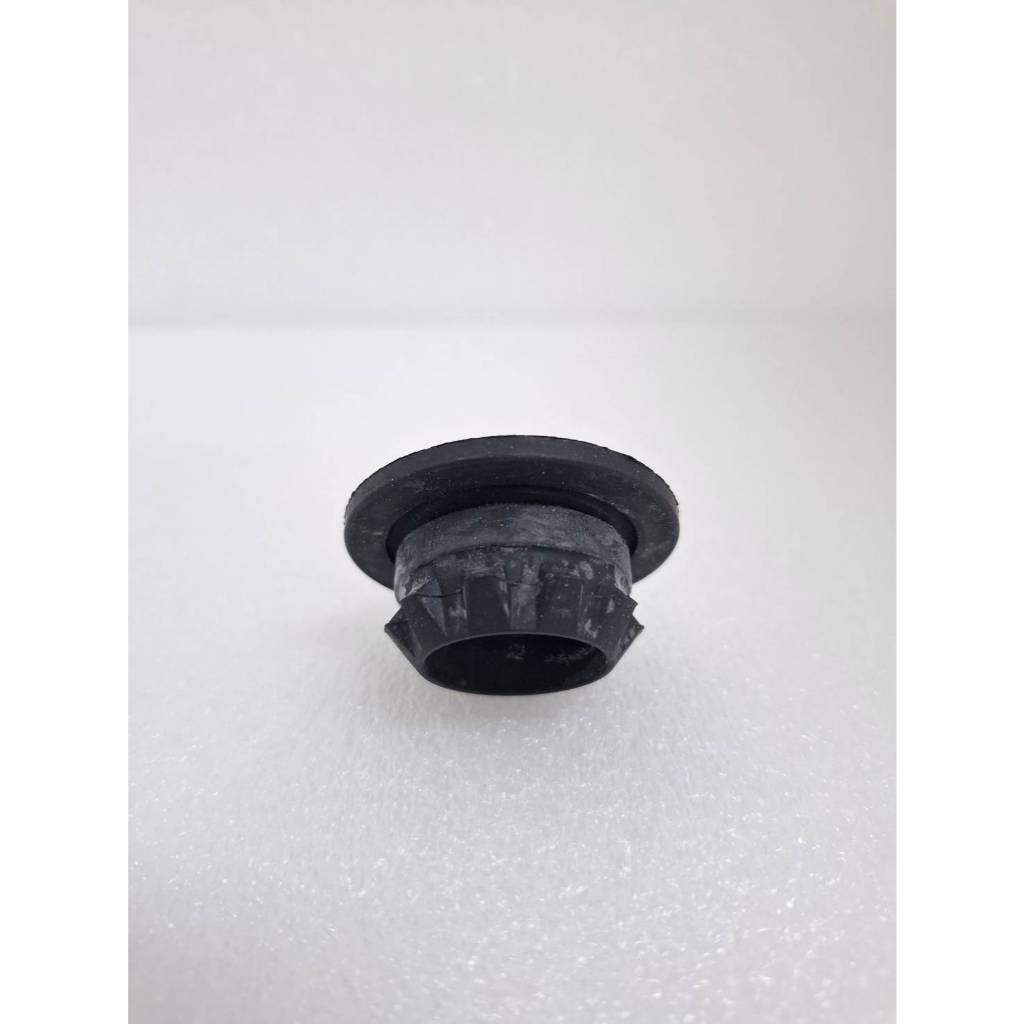 ยางยึดหม้อน้ำ ราคาต่อชิ้น NISSAN TEANA J32 , TEANA L33 21507-1AA0A MOUNTING