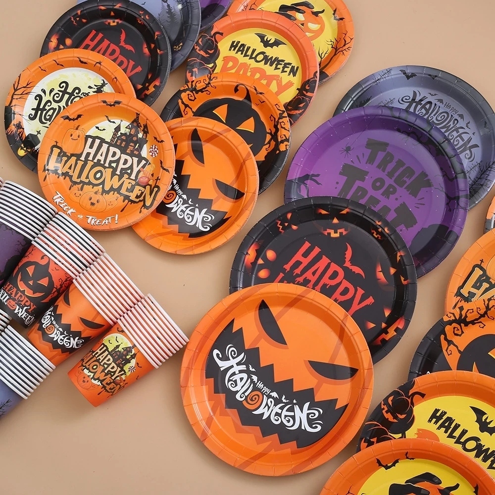 ฮาโลวีน กระดาษเช็ดปากและถ้วยตกแต่งชุดบนโต๊ะอาหาร Halloween Paper Plates, Napkins and Cups Tableware Set