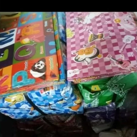 สาดน้ำมันสาดปูพื้นคละลายคละสี[แพ็ค12ผืน]กว้างเมตร4ยาว2เมตร5