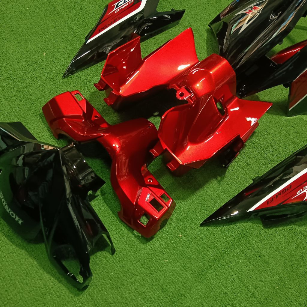 ชุดสี Click คลิก 110i สี ดำ/แดงแก้ว พร้อมติดลาย 7ชิ้น ลูกค้าสามารถเลือกสีและลายได้ตามต้องการทักแชทได้เลย - รูปที่ 2