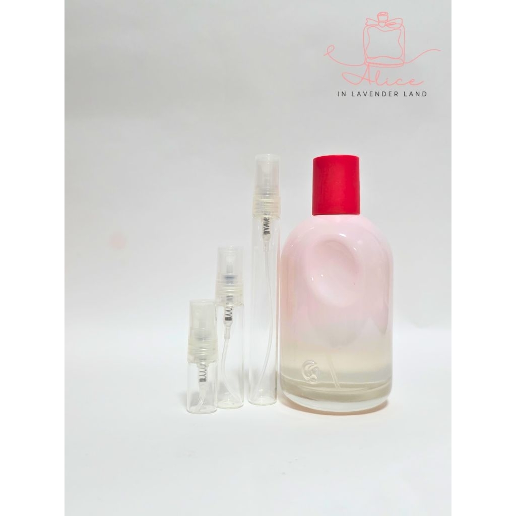 ขวดสเปรย์แบ่งน้ำหอม Glossier You