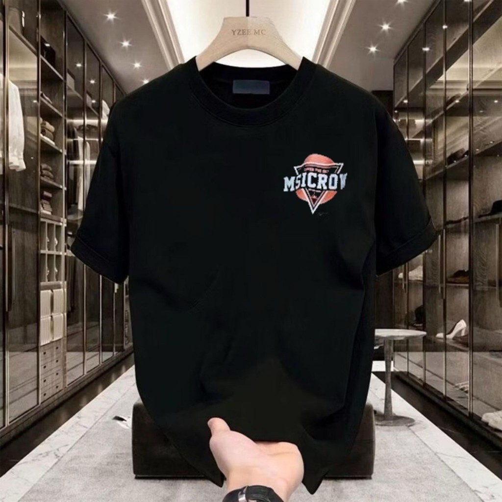 เสื้อยืดผู้ชายคอกลม แขนสั้น เสื้อยืดแฟชั่น โอเวอร์ไซส์ ทรงหลวม เนื้อผ้านุ่มเย็นสบาย สีดำสีขาว