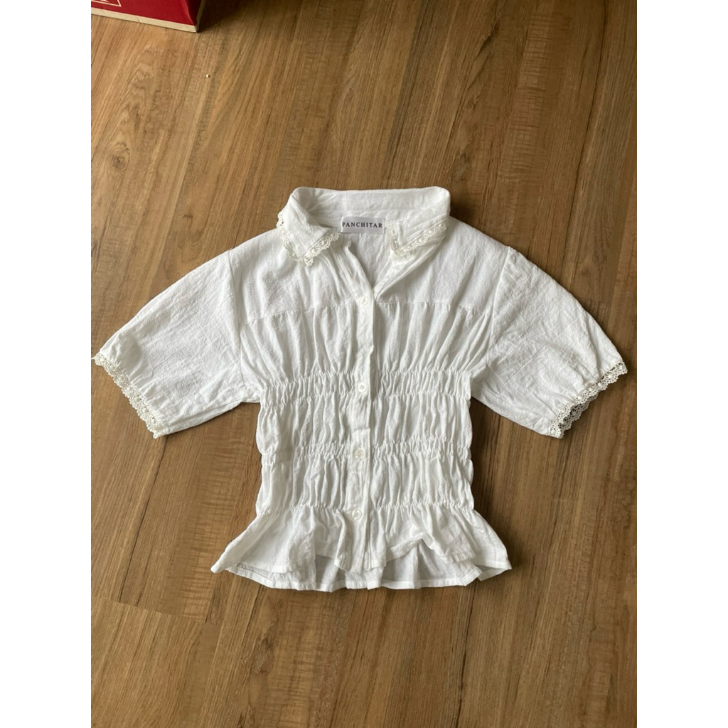 ส่งต่อเสื้อ panchitar off white