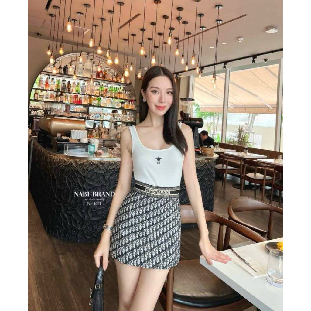 ชุดเซ็ท 2 ชิ้น เสื้อ + กระโปรง NABI BRAND