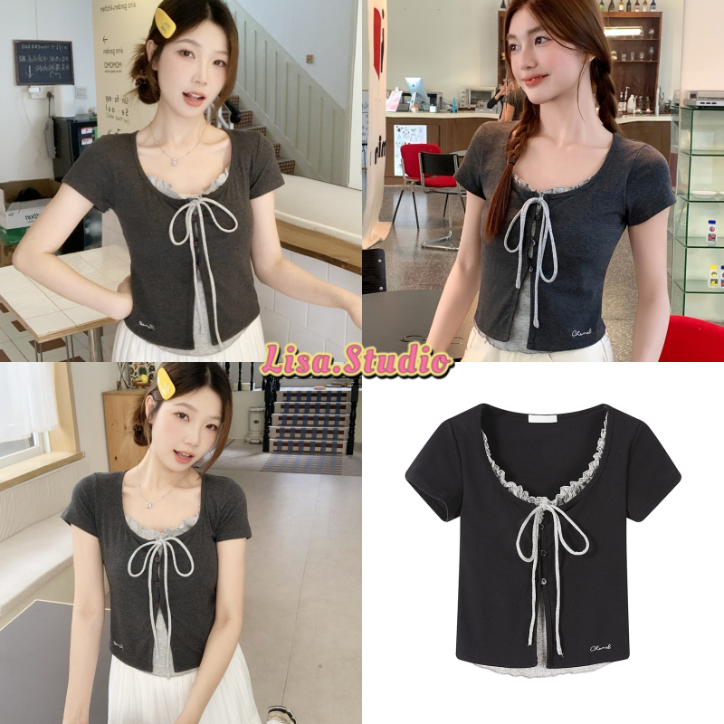 Lisa พร้อมส่ง เสื้อยืดแขนสั้นคอวี แต่งลูกไม้เก๋ๆ ผูกโปว์น่ารัก เสื้อครอปทรงเข้ารูปสีเทา สไตล์เกาหลีเรียบๆลำหลับผู้หญิง