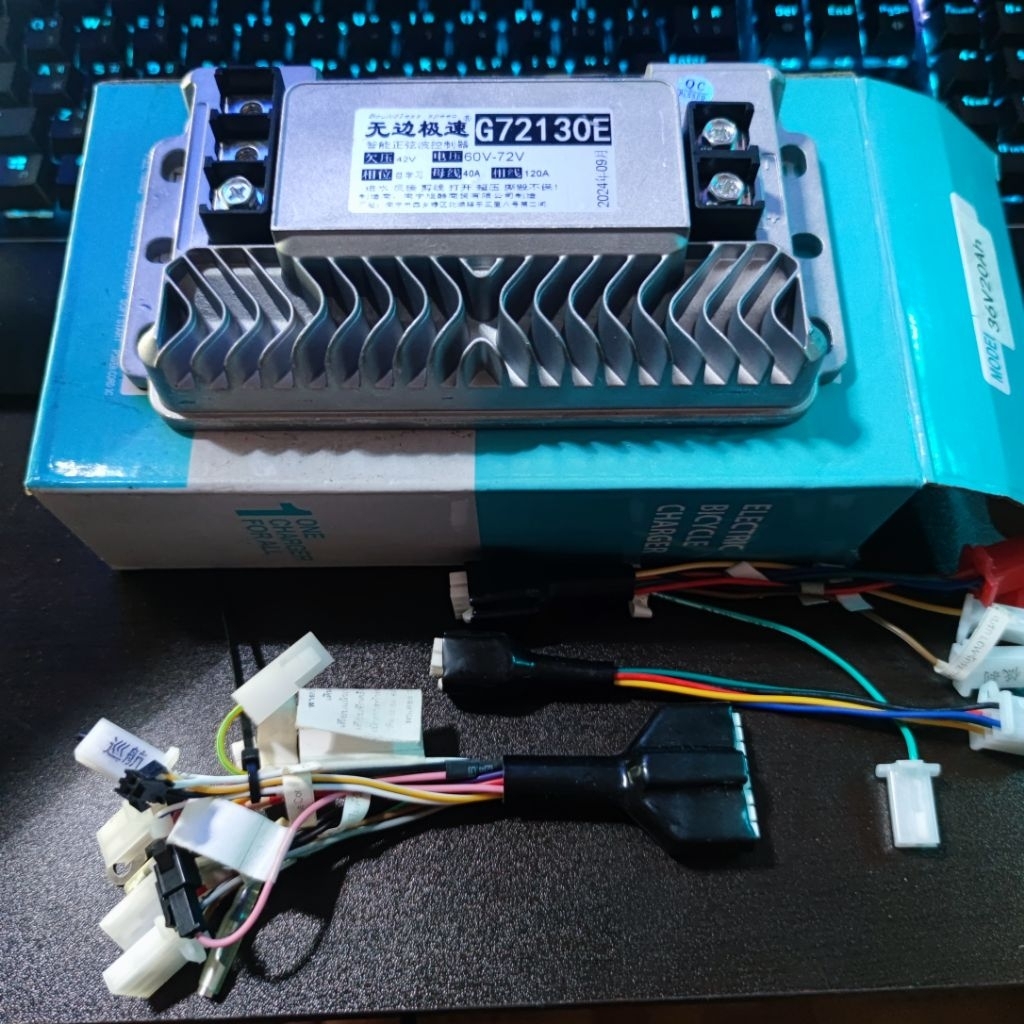 กล่อง G72130E กล่องควบคุมรถจักรยานไฟฟ้า 1200W 48v-72v แรงกว่ากล่องเดิม พร้อมสายไฟ