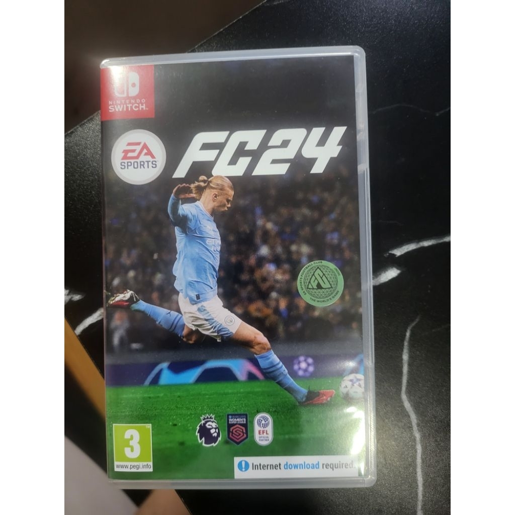 เกม nintendo switch fc24 มือ2 พร้อมกล่อง พร้อมส่งนะครับ