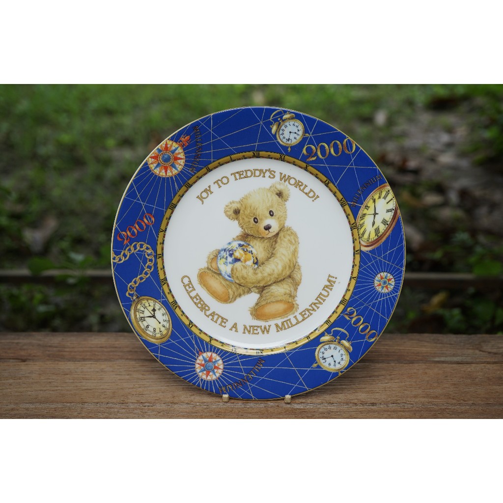 Nikko Japan Millennium Bear "Teddy" จานใหม่