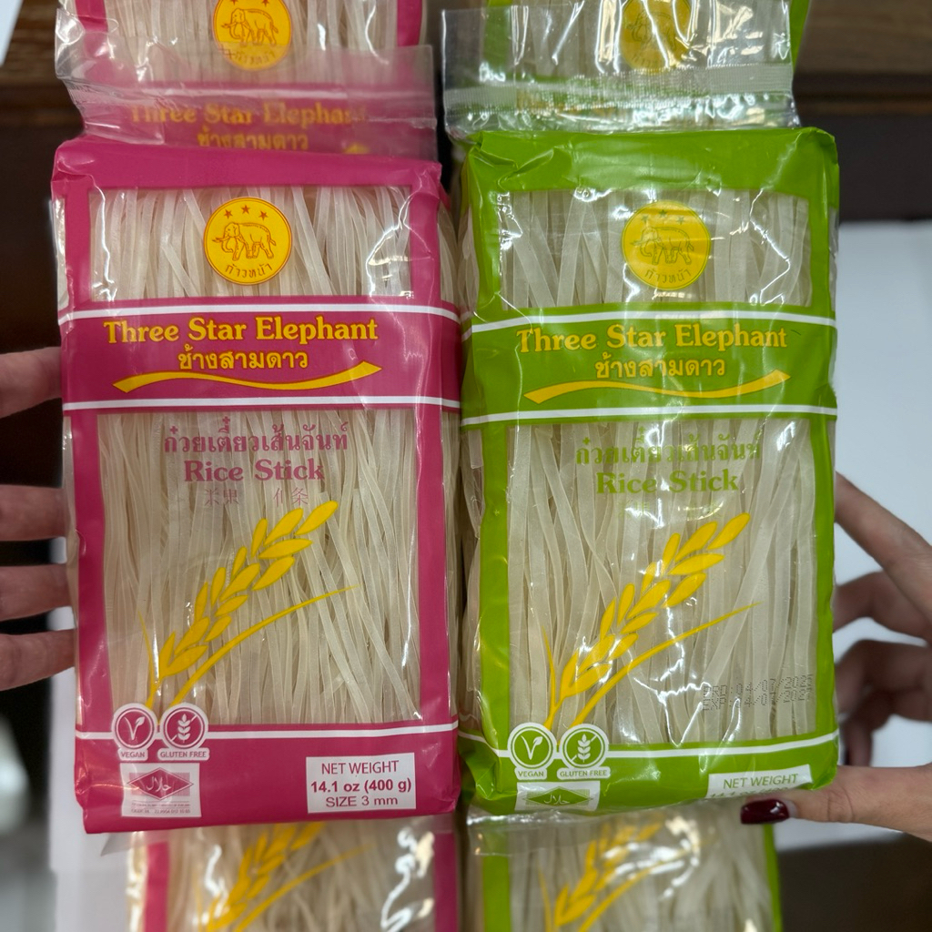 (400กรัม/ห่อ) เส้นจันทน์ เส้นผัดไท ตราช้างสามดาว