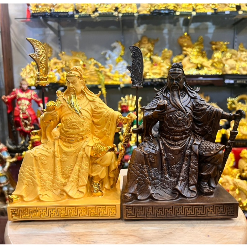 กวนอู นั่งอ่านตำรา มีง้าวสามารถถิดออกได้ ปางอ่านหนังสือ ขนาดสูง 8นิ้ว เรซิ่นพ่นทรายทอง เสริมดวงบารมี เสริมอำนาจ