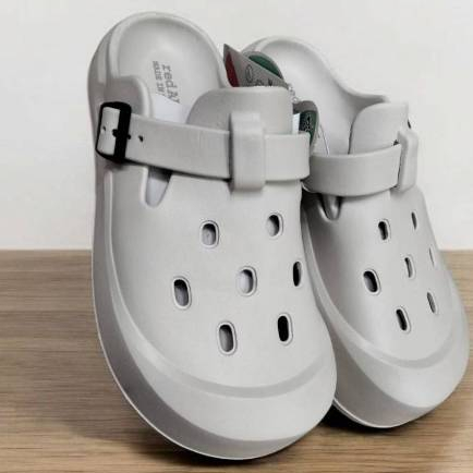 Red Apple รองเท้าหัวโตเพื่อสุขภาพสตรี ยี่ห้อ Red Apple รุ่น 3648 Size 36-40 มีบริการส่งด่วน