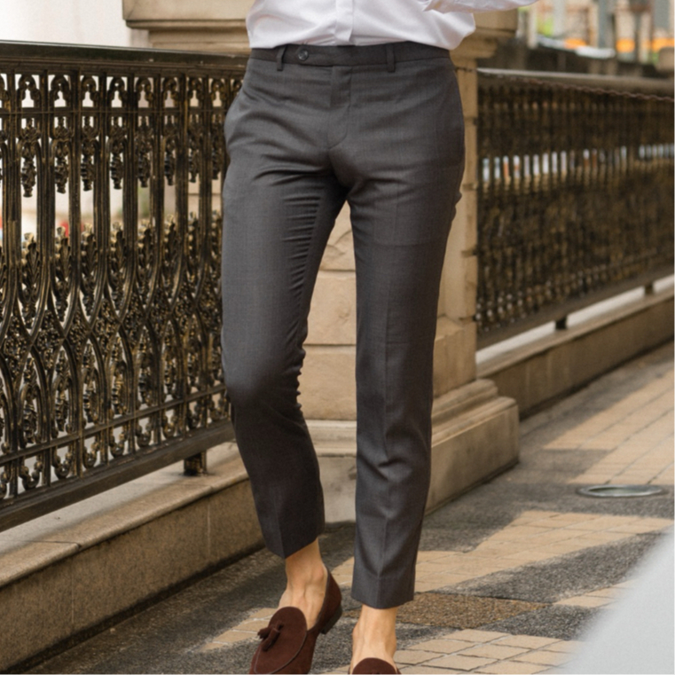 CHANDA กางเกงขายาว Triangle Waist Rim Trousers in Dark Grey