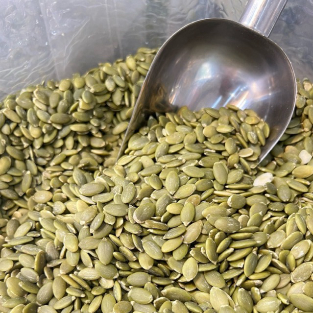 เมล็ดฟักทองดิบ 500g. เขียวขจีมาเลย สด กรอบ เอาไปเปิดเตาโฮมเมดที่บ้านกัน