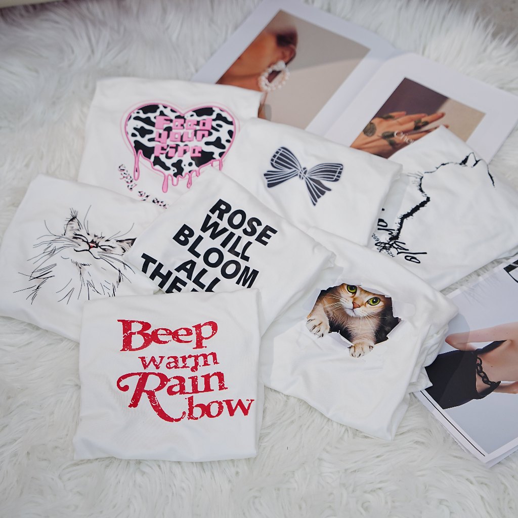 RedMango✨ เสื้อยืดผู้หญิงรัดรูปปักโบว์ 🎀 ดีไซน์สวยงาม ย่นข้างช่วยเน้นรูปร่างและเอว - รูปที่ 3