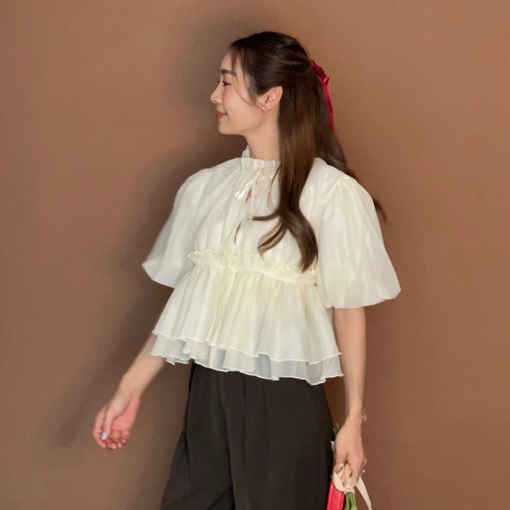 S-3XL CHAWY Cream Ruffle Blouse🐻‍  C4750 เสื้อระบายชีฟองครีม แขนตุ๊กตา สไตล์เกาหลีญี่ปุ่น