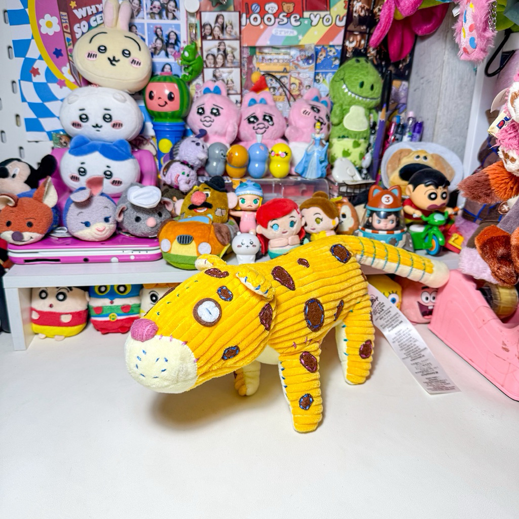 พร้อมส่ง🚚 ตุ๊กตาเสือจากัวร์ jaguar - encanto🐆🔮 สภาพดี ป้ายชัด✨