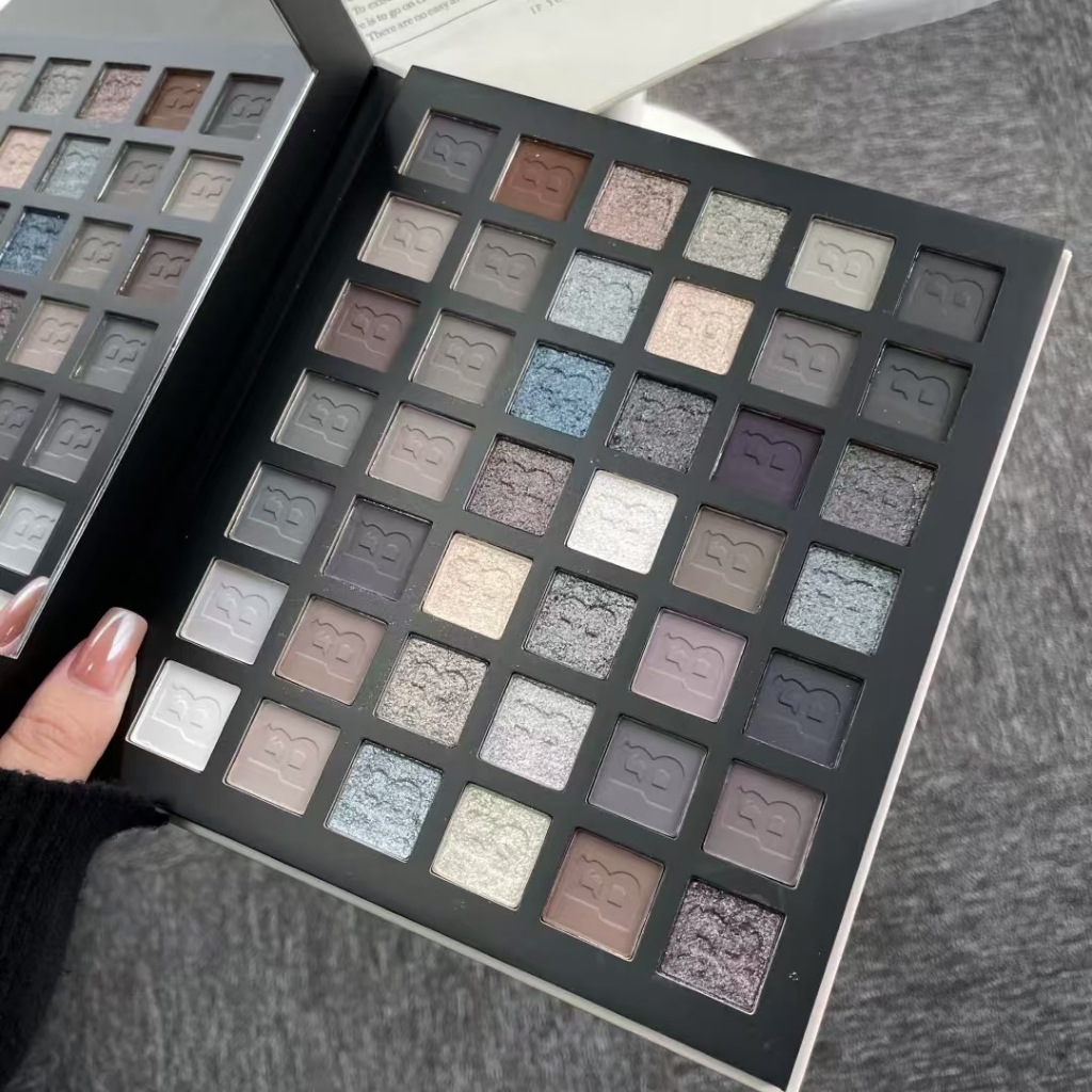 พาเลทตา 42สี อายแชโดว์ กันน้ํา เม็ดสีควันสูง อายแชโดว์โกธิค สุดเท่ ประกายชิมเมอร์ สีสวย ติดทน