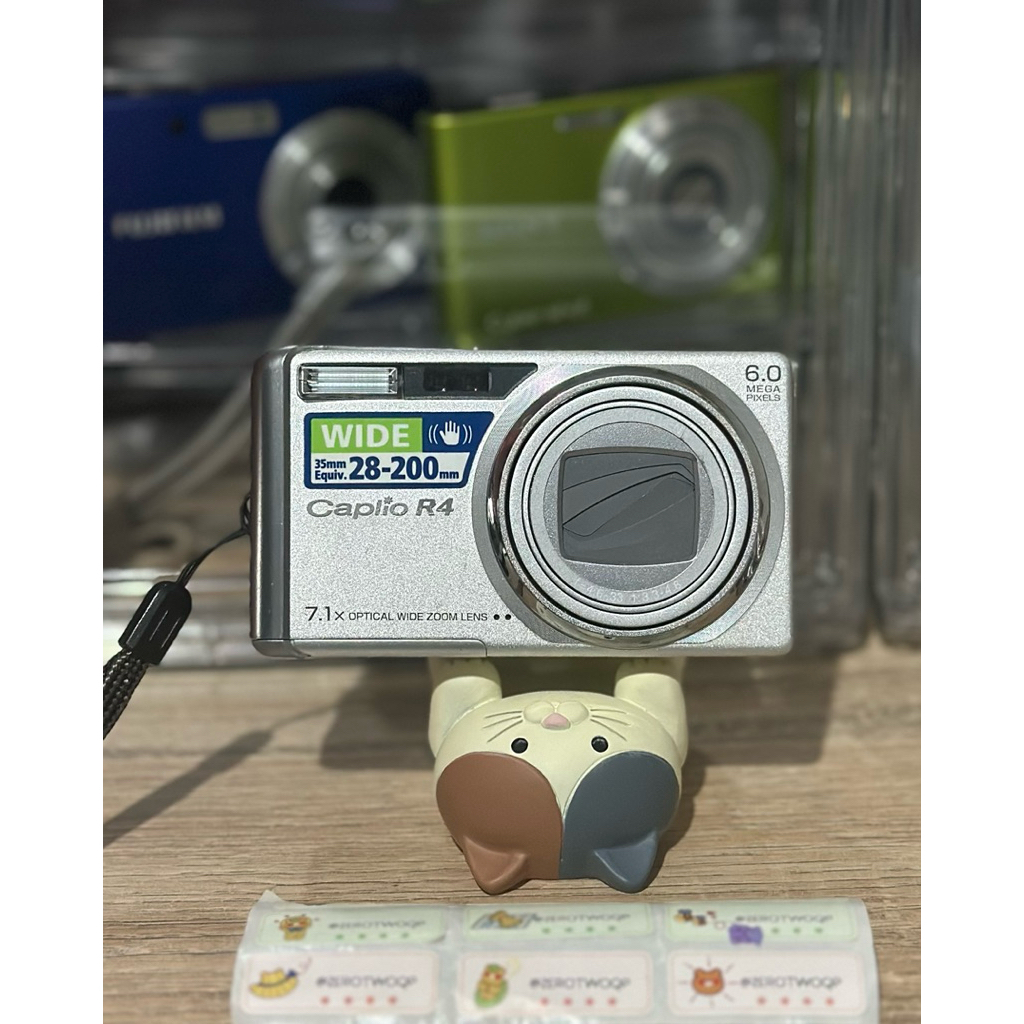 ricoh caplio R4 กล้องดิจิตอล