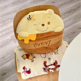 พร้อมส่งไม่ต้องพรี!!! หมอนผ้าห่ม น้องหมีพูห์ Pooh สุดน่ารัก ผ้าห่มนุ่มนิ่ม ขนาด 100×150 ซม. ผืนใหญ่จุใจ ส่งจากไทย~