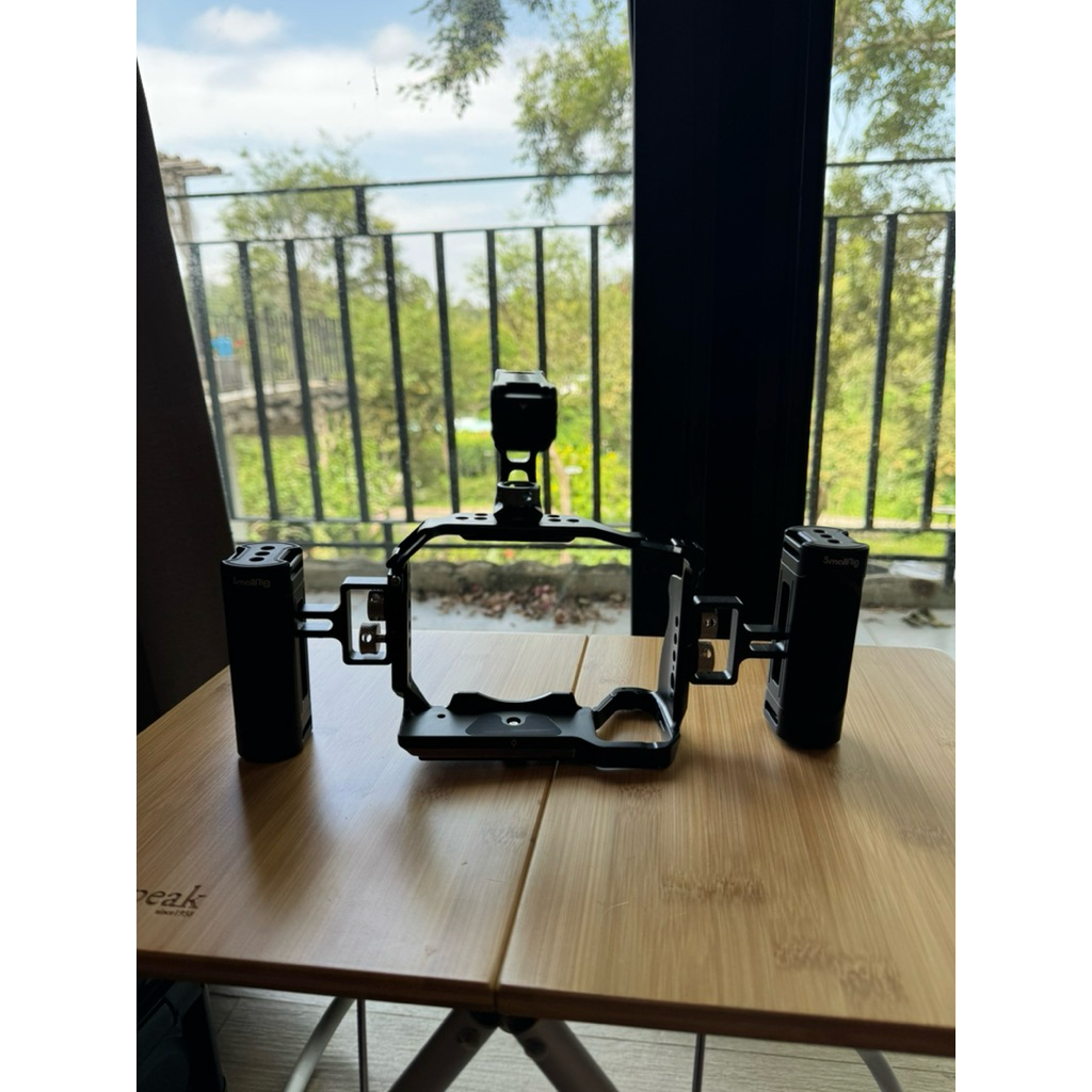 มือสอง full-set ขายเอง รวม4ชิ้น SmallRig - 3667B Full Cage for Sony A7R V / A7 IV / A7S III / A1 / A