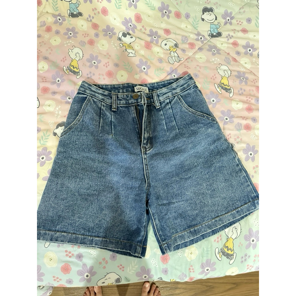 กางเกงยีนส์ขาสั้น Wow