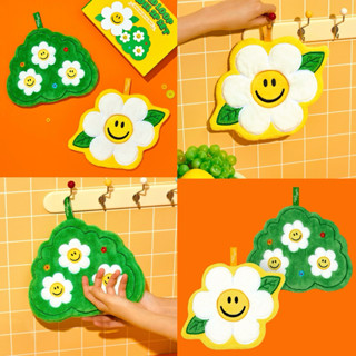 พร้อมส่ง🌈Wiggle Wiggle ของแท้ 💯 ผ้าเช็ดมือ Smile We Love & F…