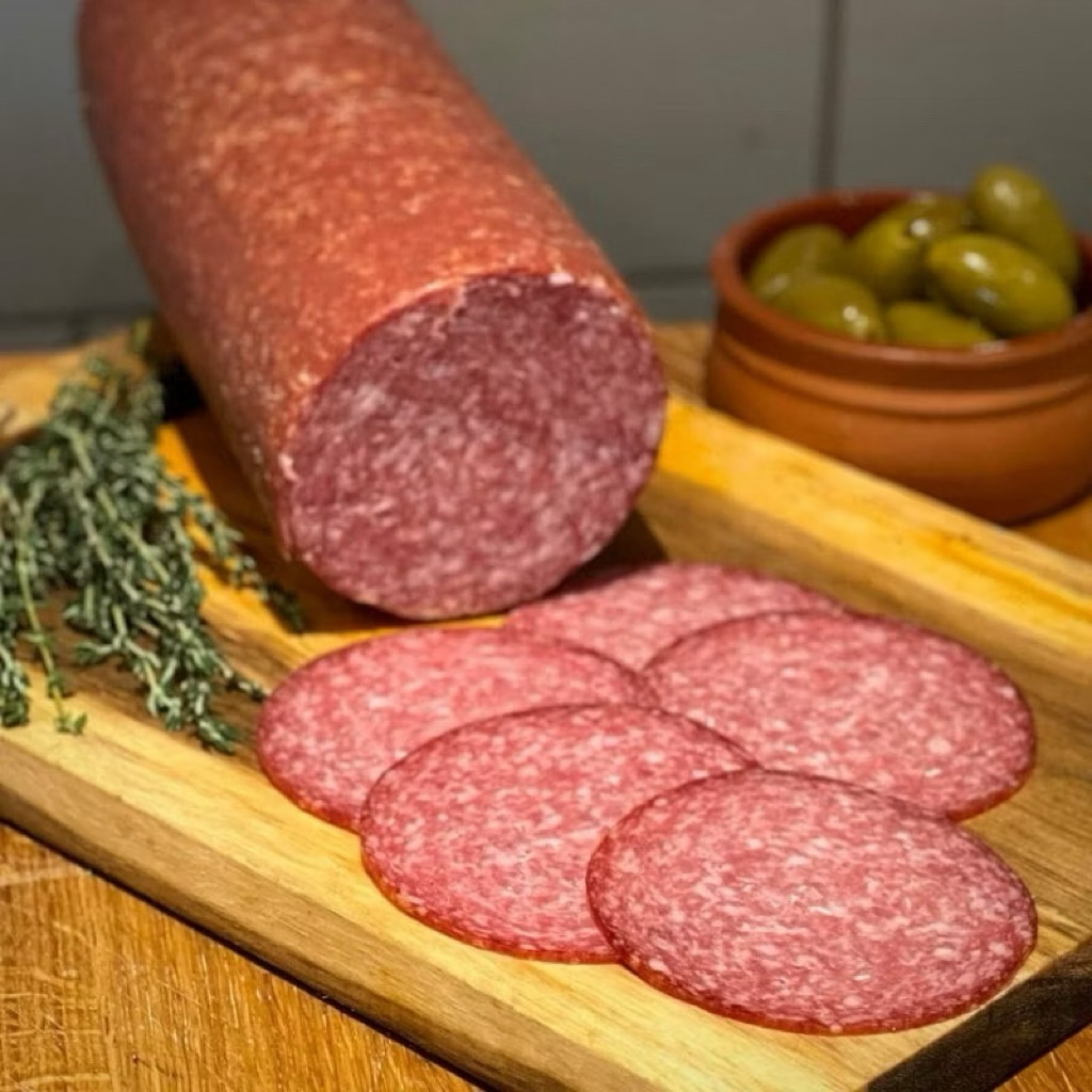 ซาลามี่หมูเยอรมัน บาง (1-1.5มล.) ขนาด 100กรัม. (ตรา ทีจีเอ็ม) TGM German Salami Pork (1-1.5mm.) 100g