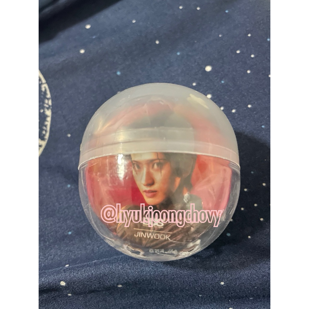 กาชาปองหน้าคอนบัส 180  เข็มกลัดจินวุค  jinwook